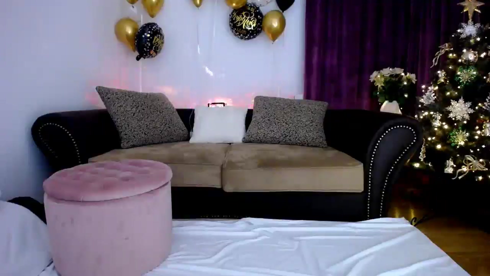 Gallery image thumbnail from NIVEA's myfreecams stream on, 12/27/2025, 18:52 image 4 of 20