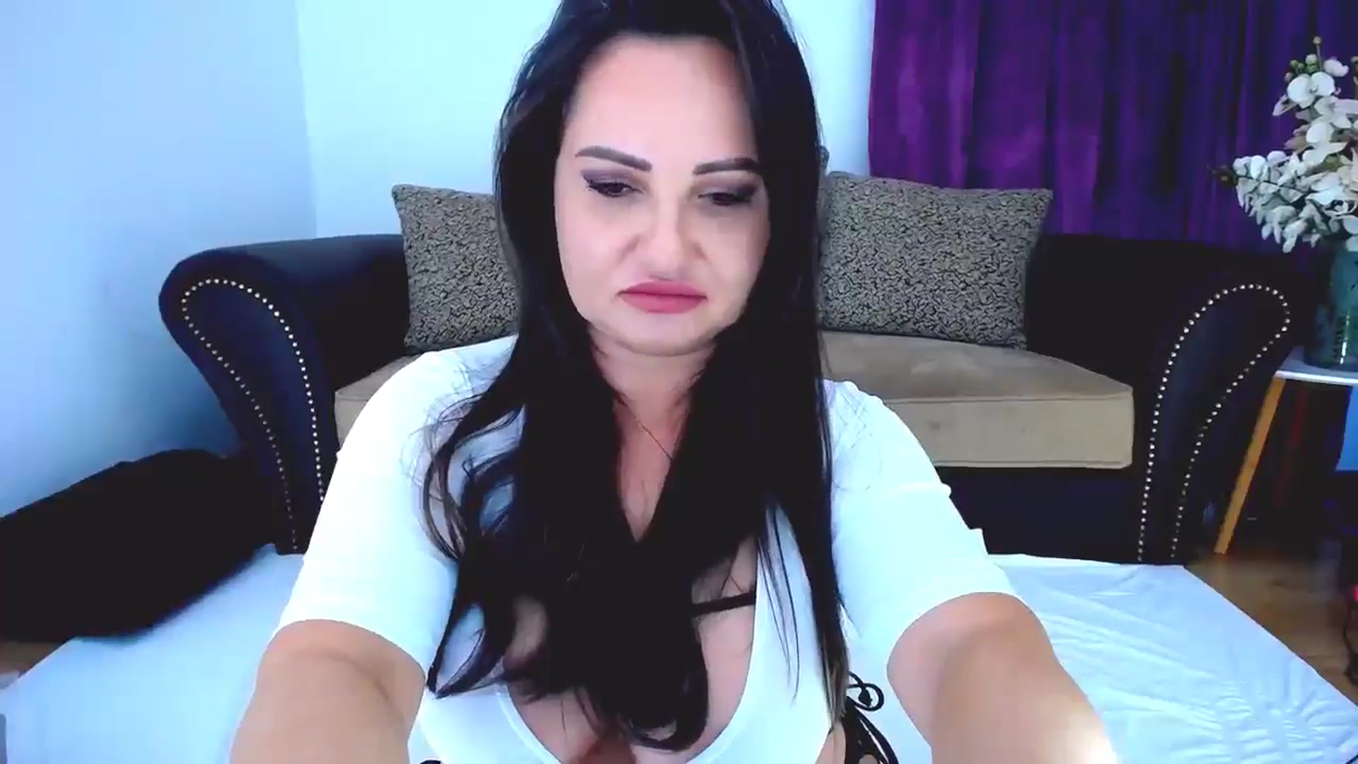 Gallery image thumbnail from NIVEA's myfreecams stream on, 05/10/2026, 16:14 image 3 of 20