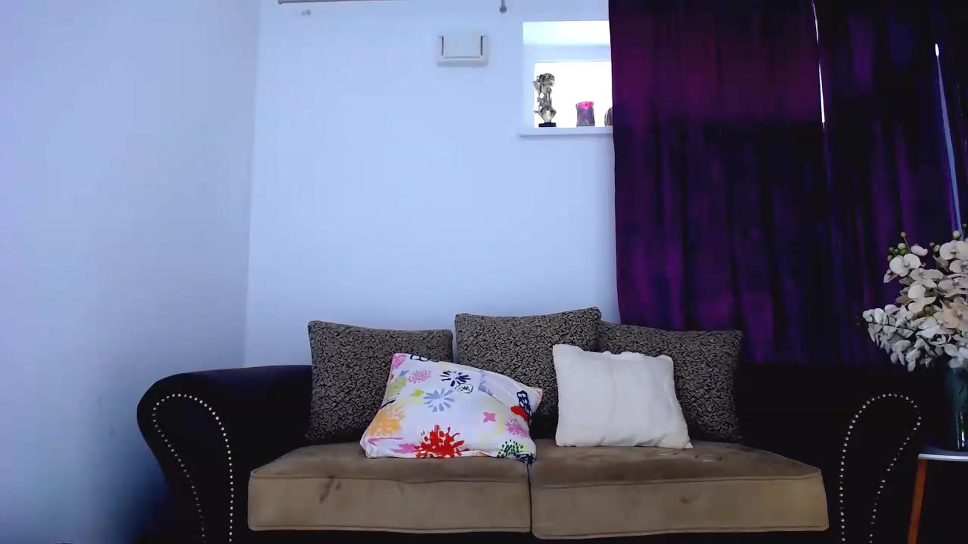 Gallery image thumbnail from NIVEA's myfreecams stream on, 06/06/2026, 16:27 image 15 of 20