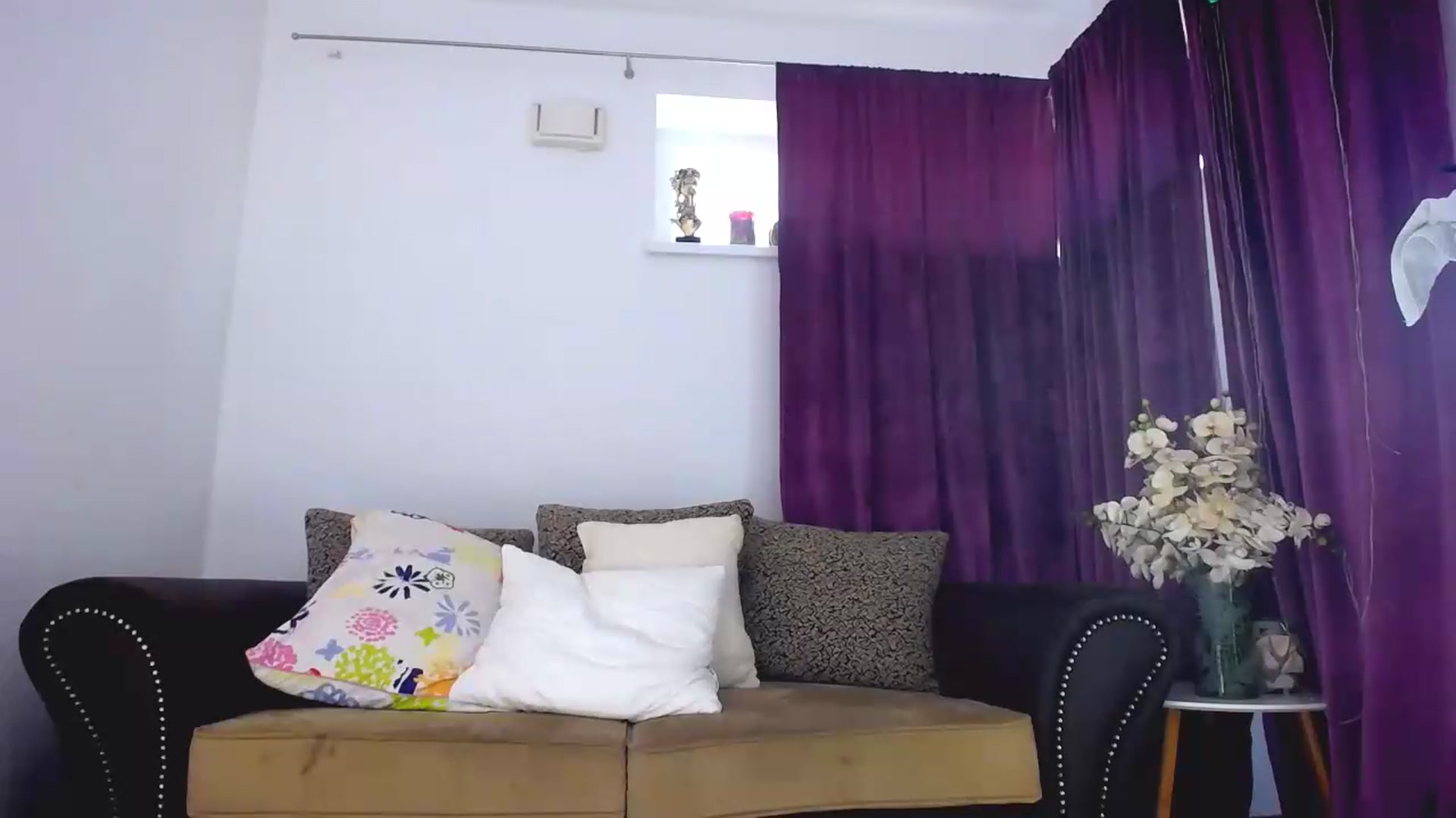 Gallery image thumbnail from NIVEA's myfreecams stream on, 06/19/2026, 16:15 image 6 of 20