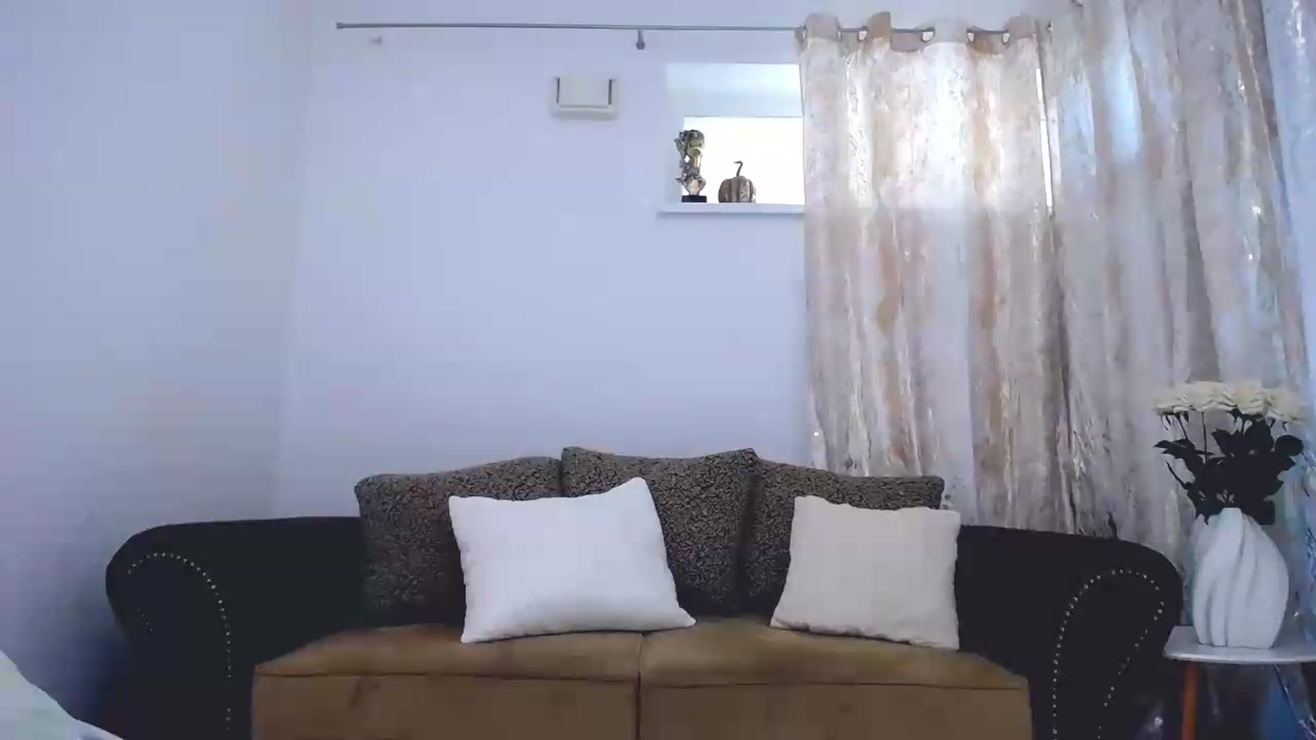 Gallery image thumbnail from NIVEA's myfreecams stream on, 07/29/2026, 17:27 image 8 of 20
