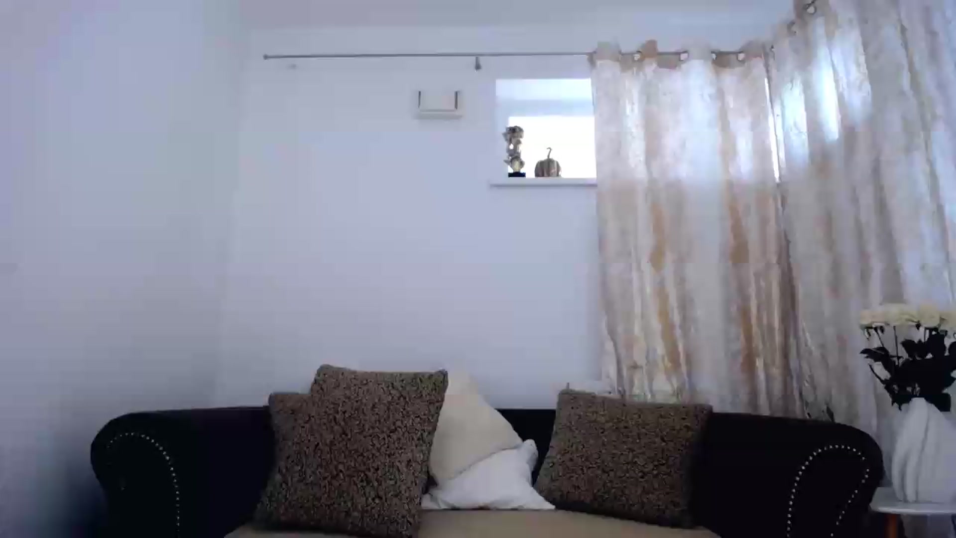 Gallery image thumbnail from NIVEA's myfreecams stream on, 08/22/2026, 13:46 image 18 of 20