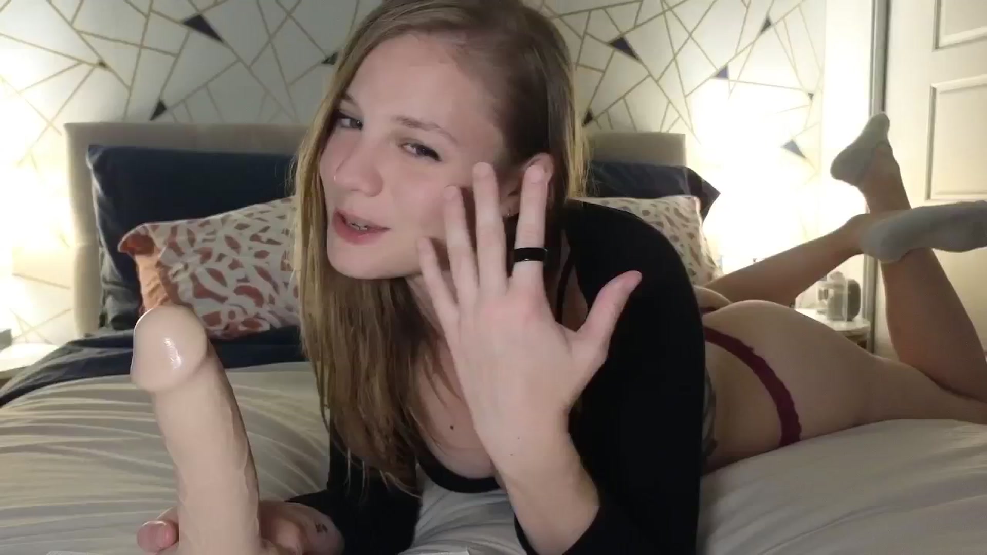 Gallery image thumbnail from NMxxxxx's myfreecams stream on, 01/21/2025, 06:25 image 11 of 20