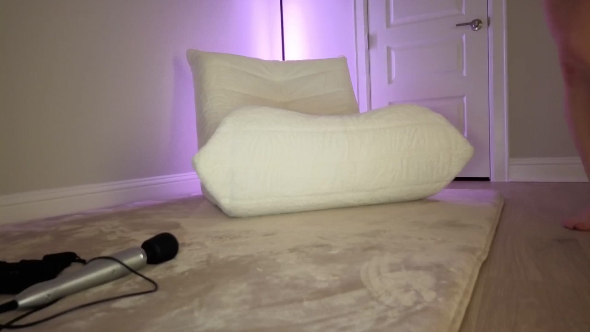 Gallery image thumbnail from NMxxxxx's myfreecams stream on, 04/30/2026, 09:39 image 12 of 20