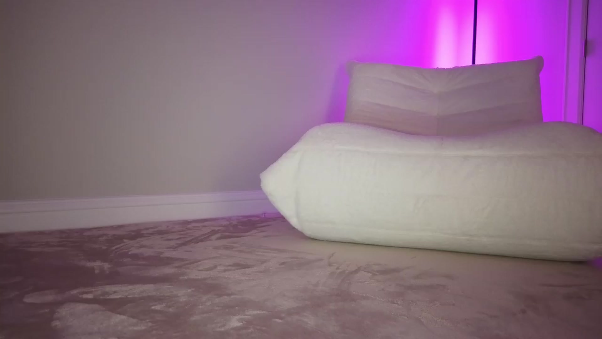 Gallery image thumbnail from NMxxxxx's myfreecams stream on, 05/28/2026, 07:45 image 18 of 20