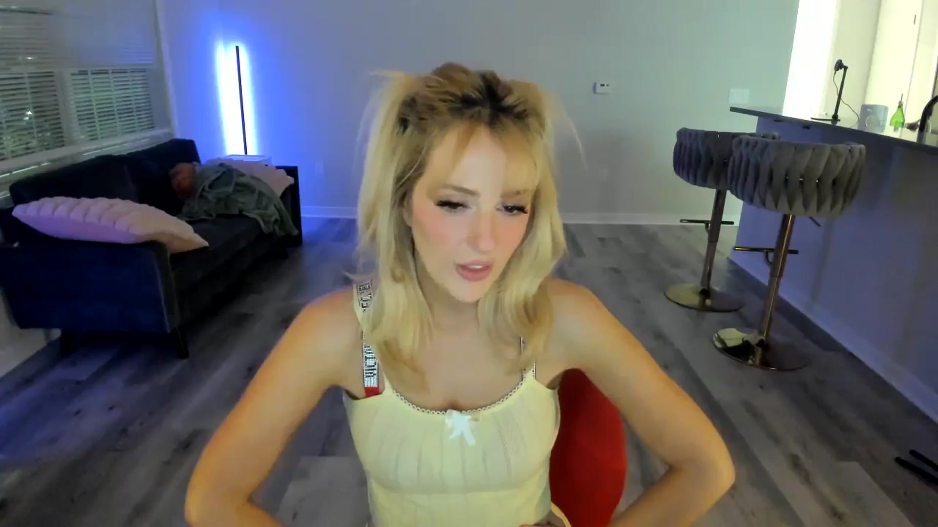Gallery image thumbnail from NNN_Mommy's myfreecams stream on, 11/05/2024, 06:20 image 12 of 20
