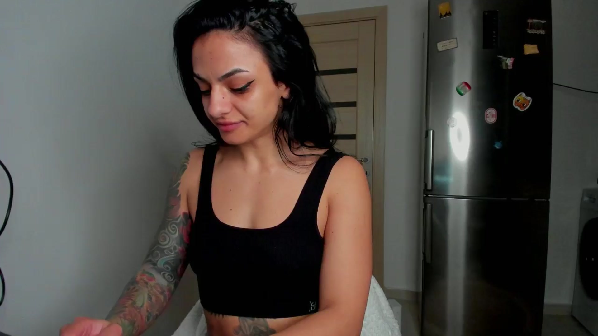Gallery image thumbnail from NNNoir's myfreecams stream on, 04/09/2024, 20:41 image 1 of 20
