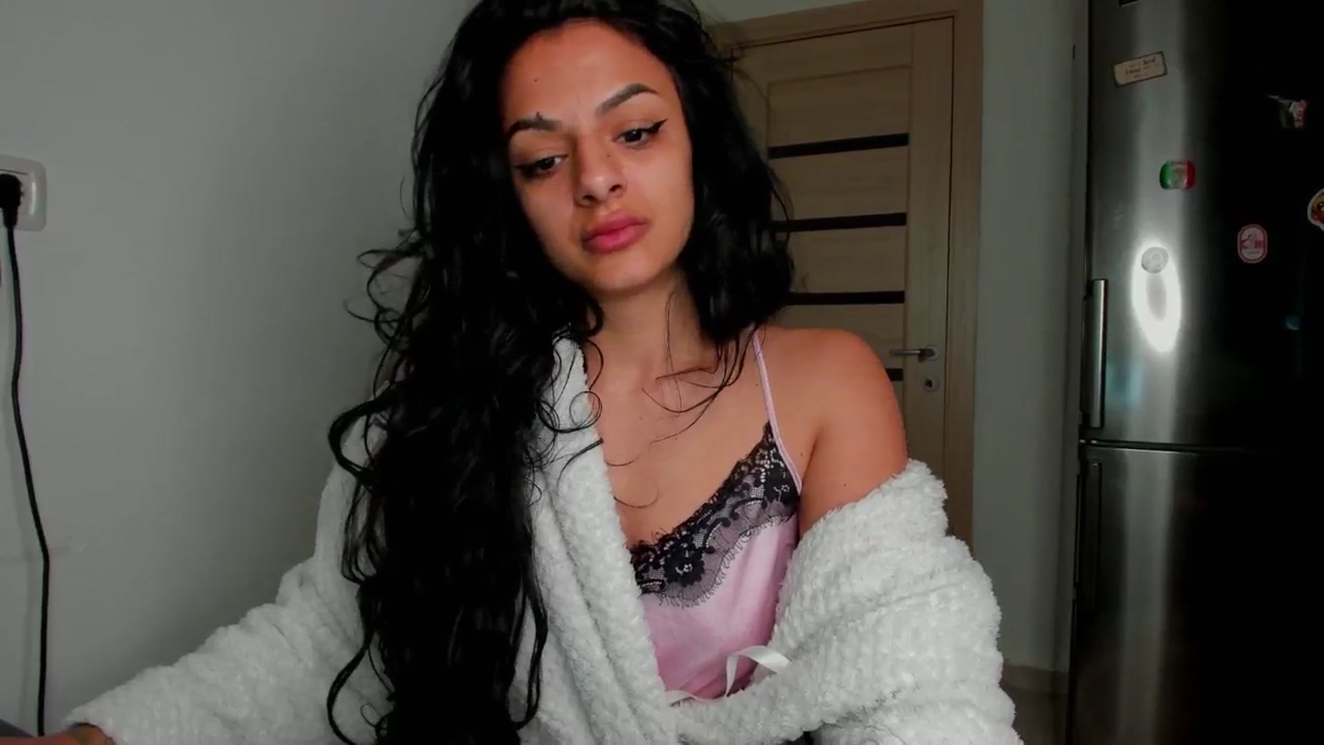 Gallery image thumbnail from NNNoir's myfreecams stream on, 05/08/2024, 16:02 image 2 of 20