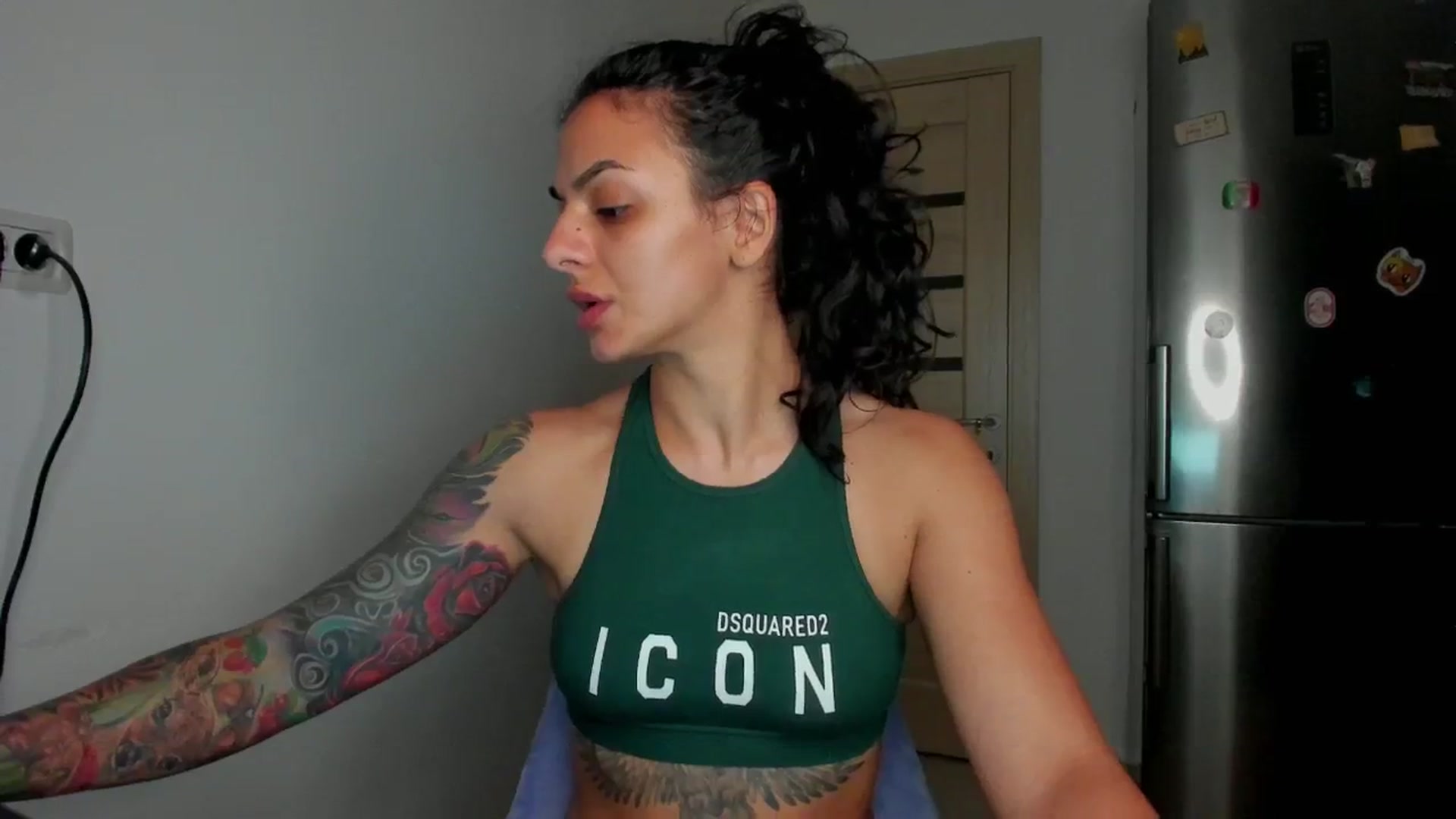 Gallery image thumbnail from NNNoir's myfreecams stream on, 06/10/2024, 20:12 image 7 of 20