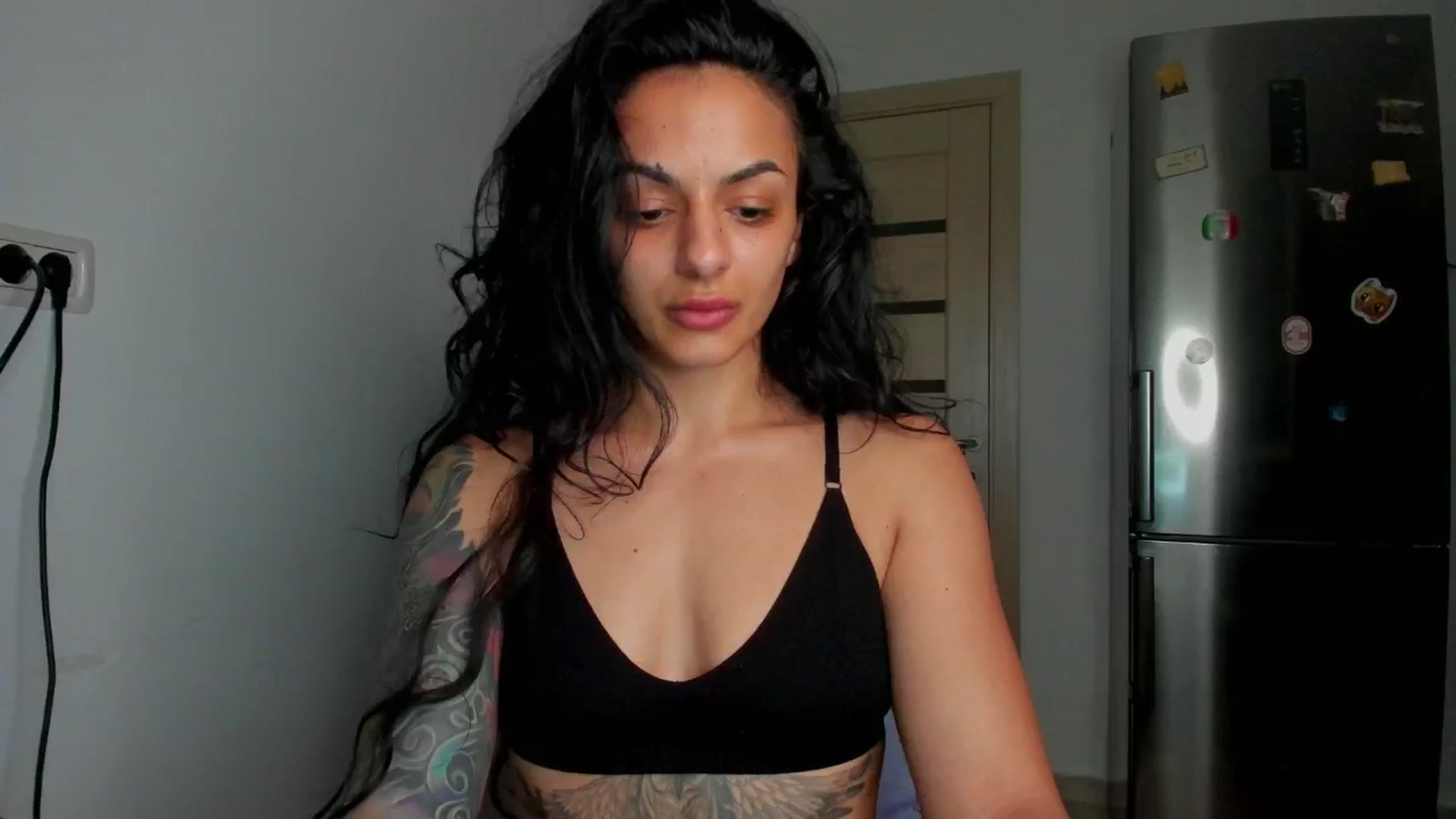 Gallery image thumbnail from NNNoir's myfreecams stream on, 06/11/2024, 19:04 image 4 of 20