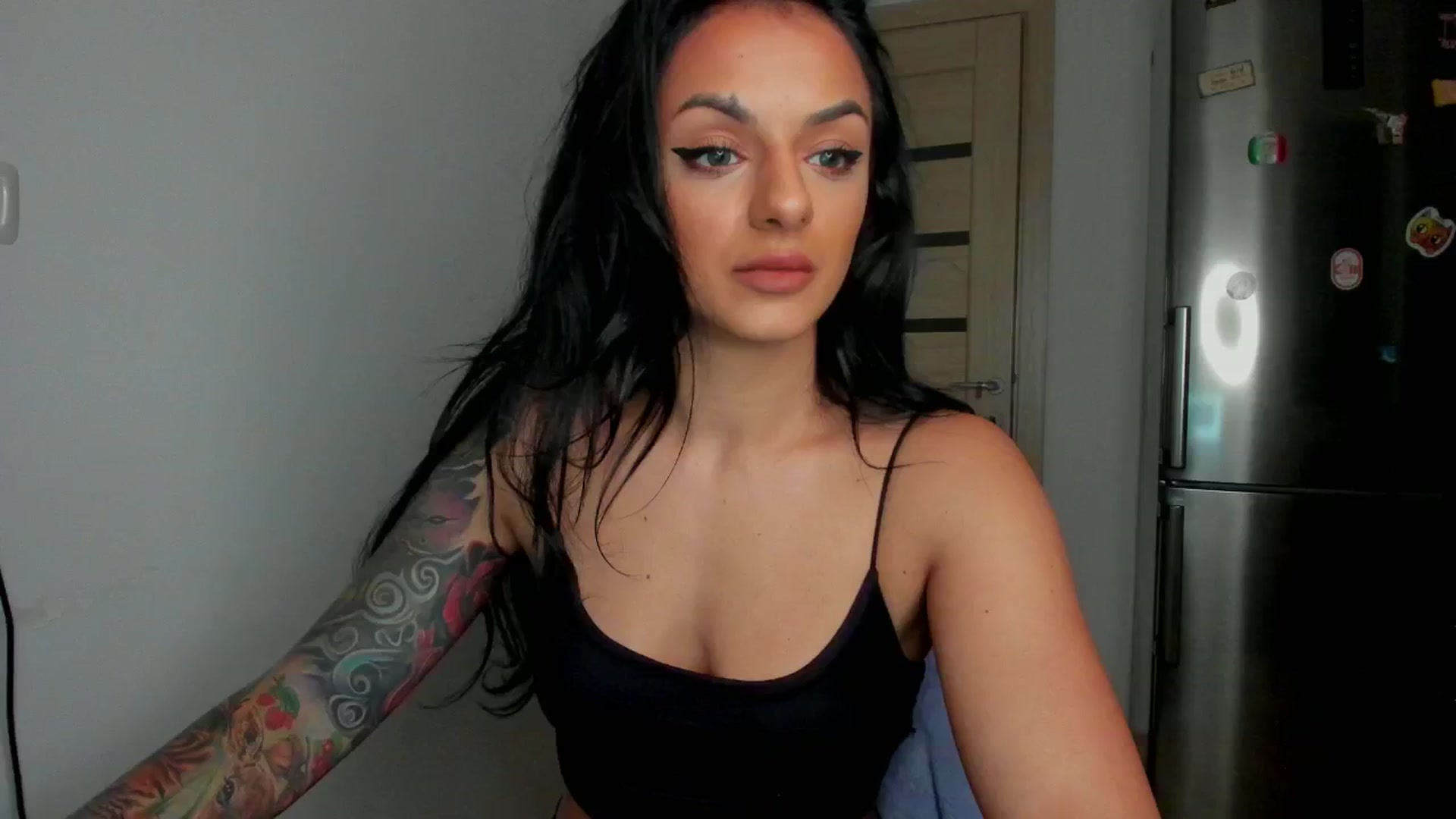 Gallery image thumbnail from NNNoir's myfreecams stream on, 06/13/2024, 15:29 image 15 of 20