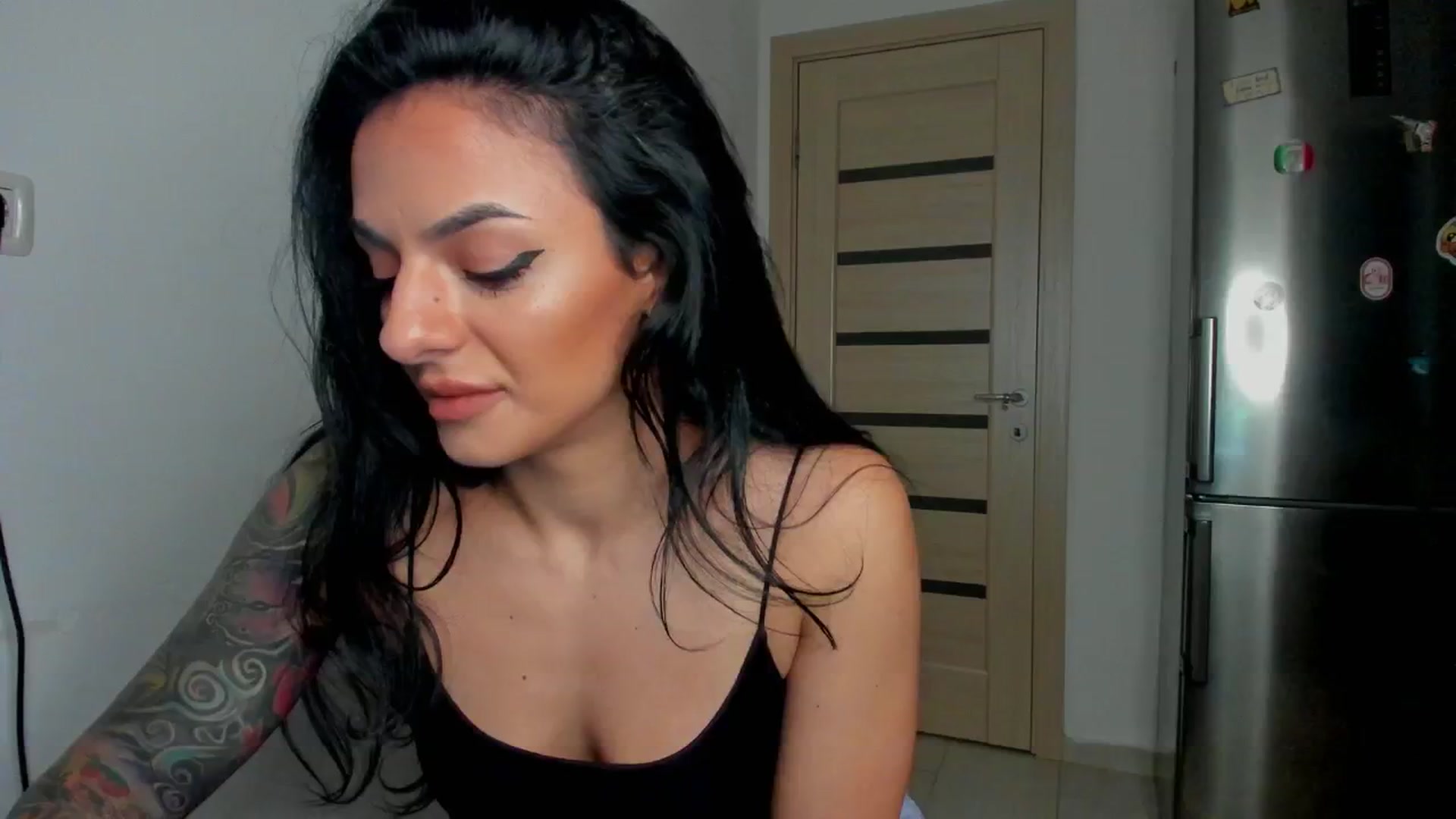 Gallery image thumbnail from NNNoir's myfreecams stream on, 06/13/2024, 16:06 image 20 of 20