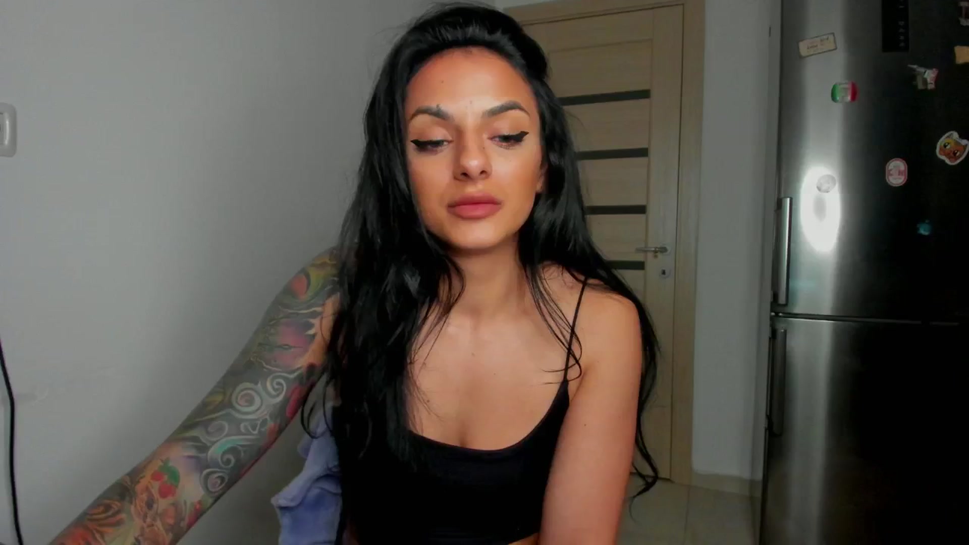 Gallery image thumbnail from NNNoir's myfreecams stream on, 06/13/2024, 20:10 image 7 of 20