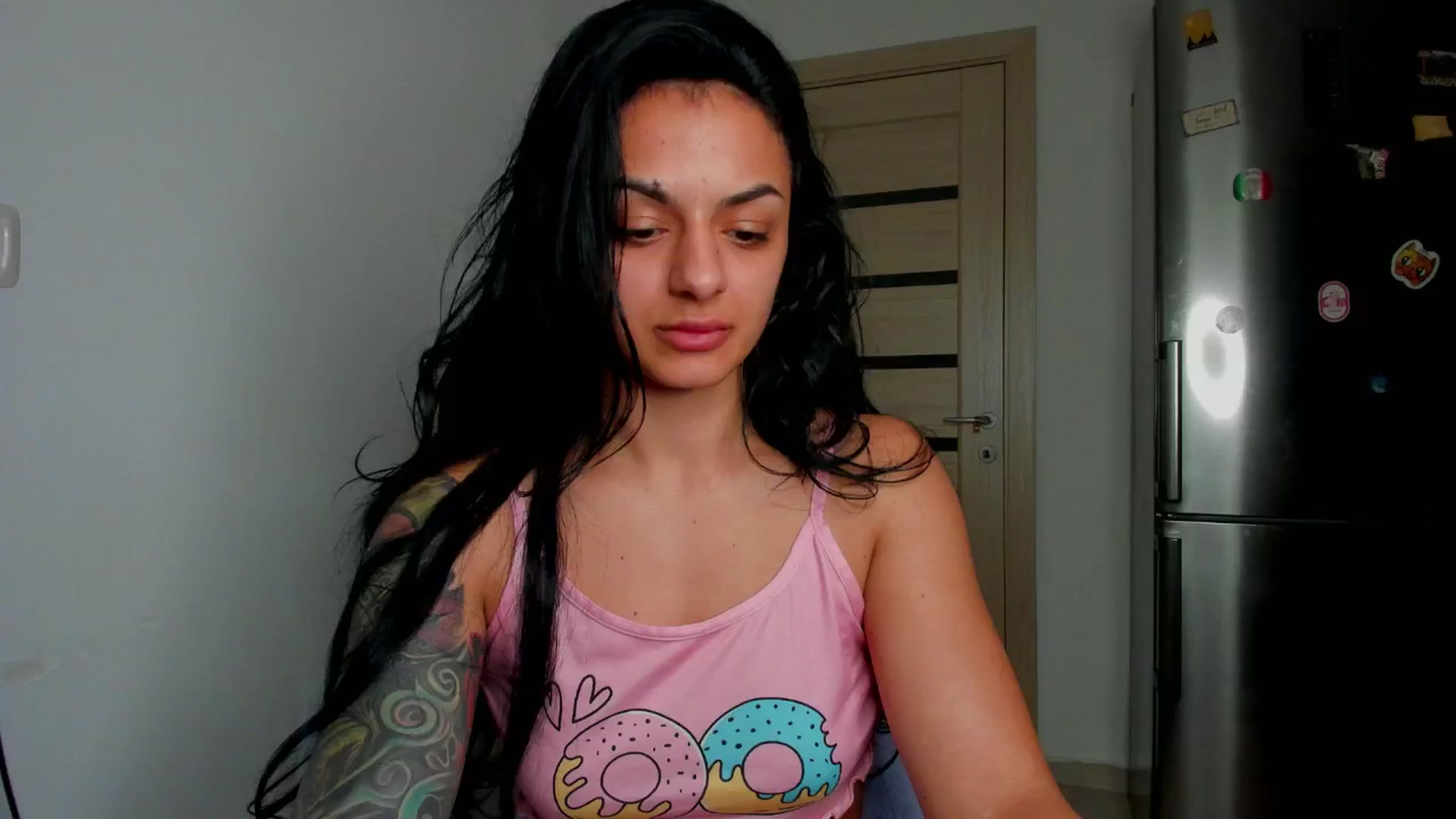 Gallery image thumbnail from NNNoir's myfreecams stream on, 06/17/2024, 18:04 image 10 of 20