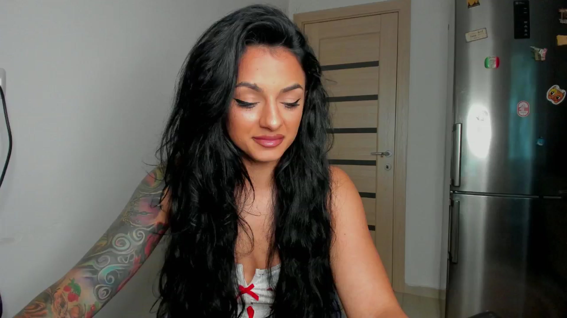 Gallery image thumbnail from NNNoir's myfreecams stream on, 06/19/2024, 17:20 image 1 of 20