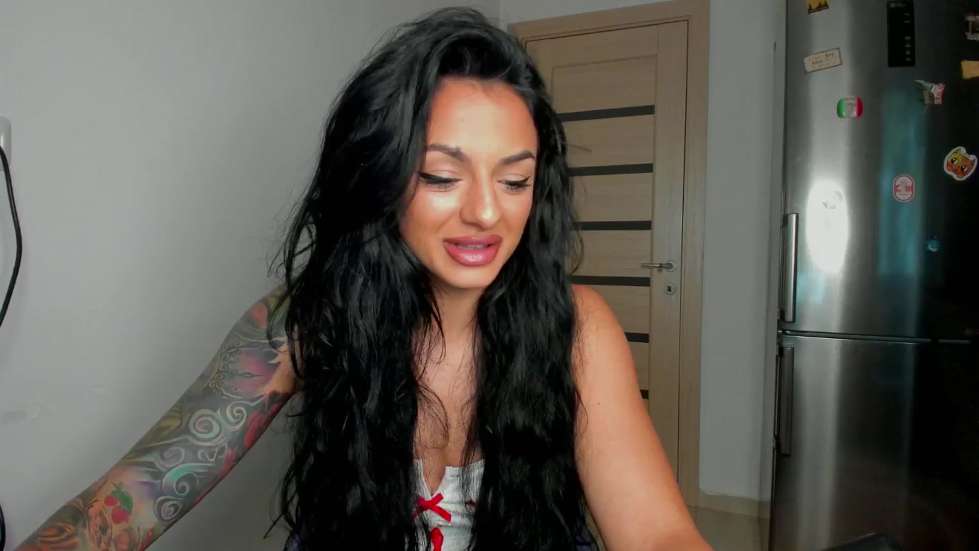 Gallery image thumbnail from NNNoir's myfreecams stream on, 06/19/2024, 17:20 image 2 of 20
