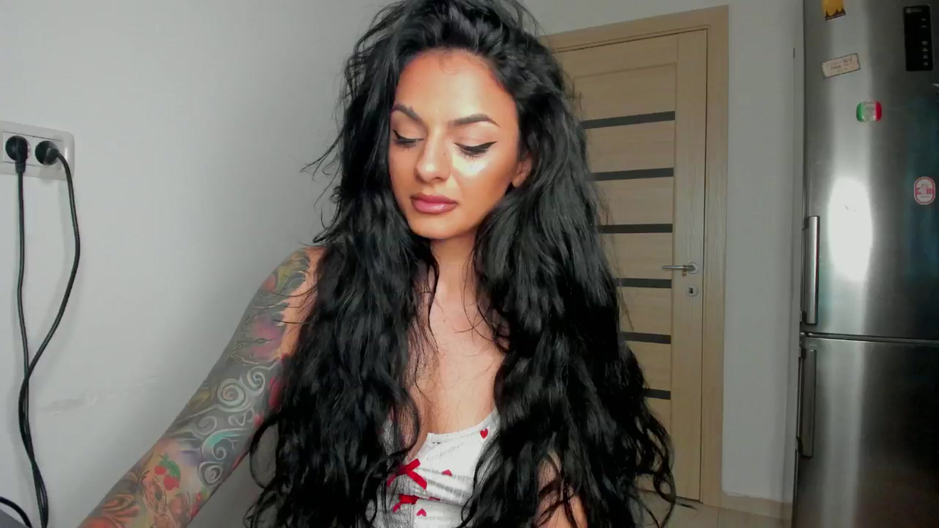 Gallery image thumbnail from NNNoir's myfreecams stream on, 06/19/2024, 18:04 image 3 of 20
