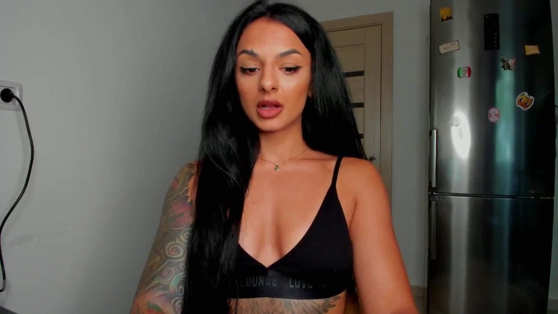 Gallery image thumbnail from NNNoir's myfreecams stream on, 08/02/2024, 15:20 image 11 of 20