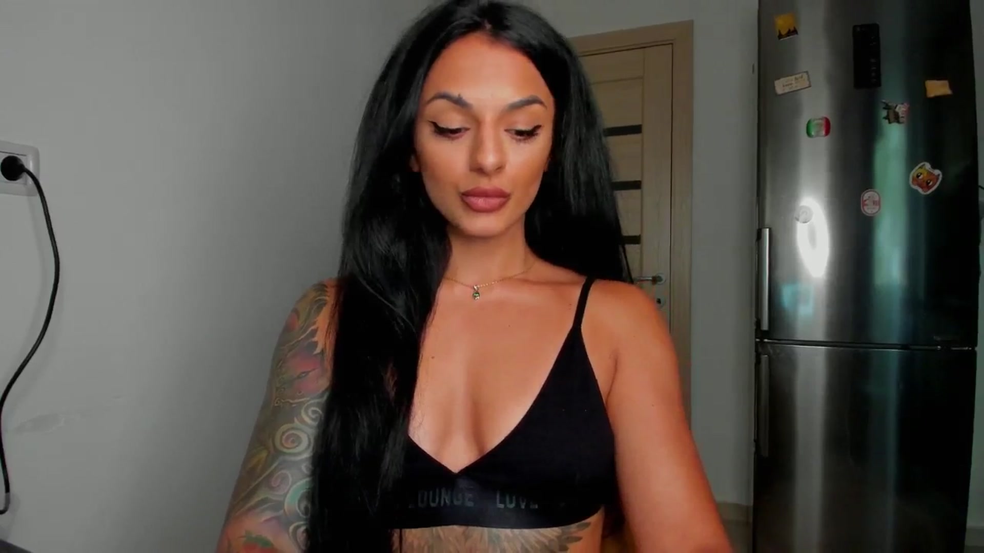 Gallery image thumbnail from NNNoir's myfreecams stream on, 08/02/2024, 15:20 image 10 of 20