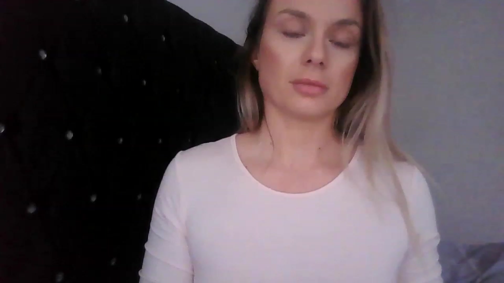 Gallery image thumbnail from NNicole1's myfreecams stream on, 01/16/2023, 15:49 image 20 of 20