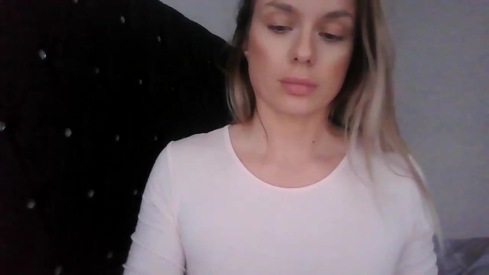 Gallery image thumbnail from NNicole1's myfreecams stream on, 01/16/2023, 15:49 image 19 of 20