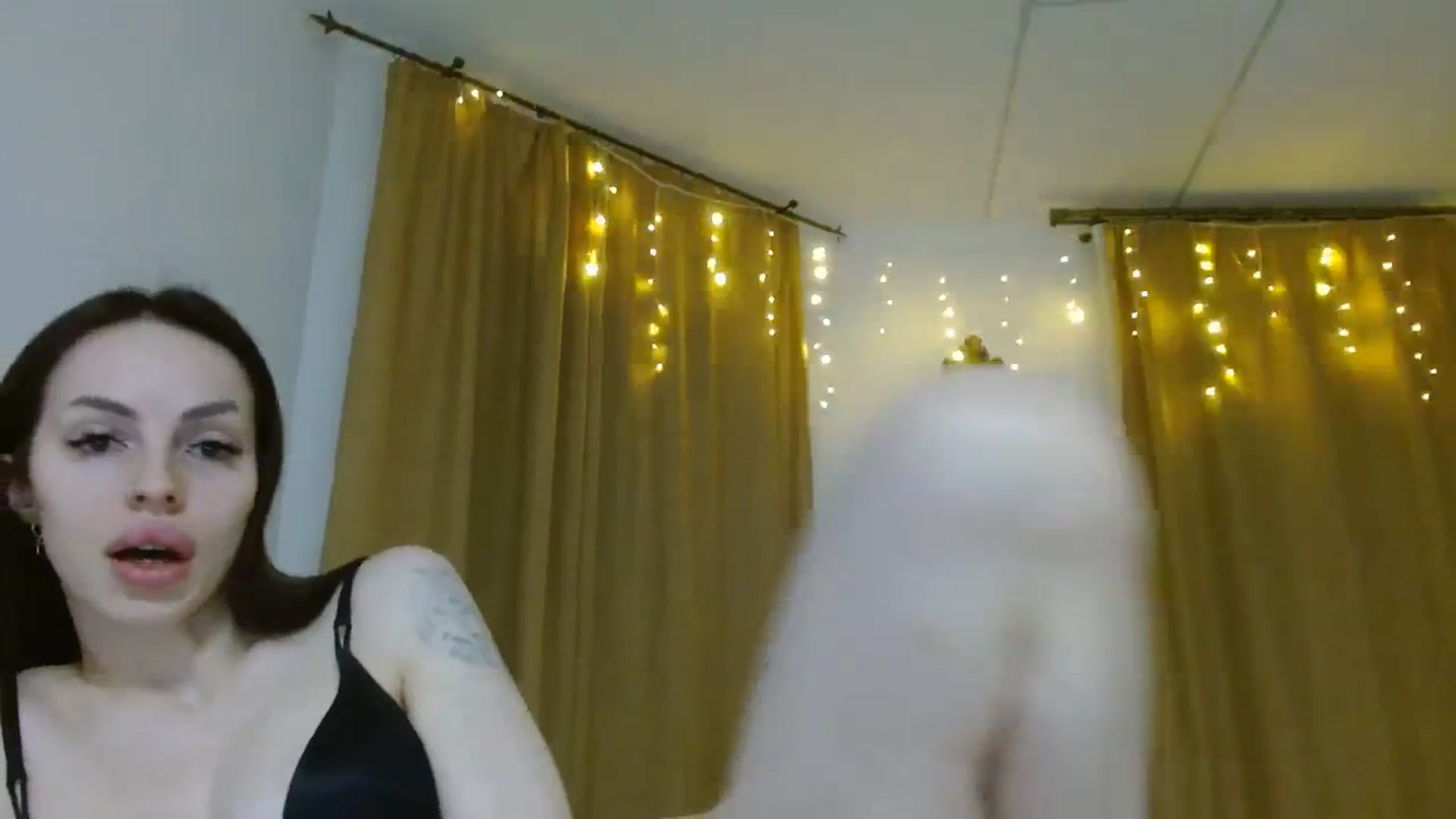 Gallery image thumbnail from NONAME_'s myfreecams stream on, 11/18/2023, 19:00 image 2 of 20