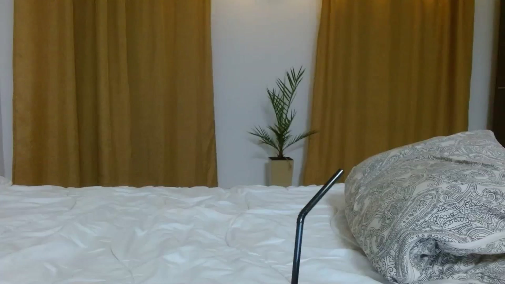Gallery image thumbnail from NONAME_'s myfreecams stream on, 11/18/2023, 21:25 image 10 of 20