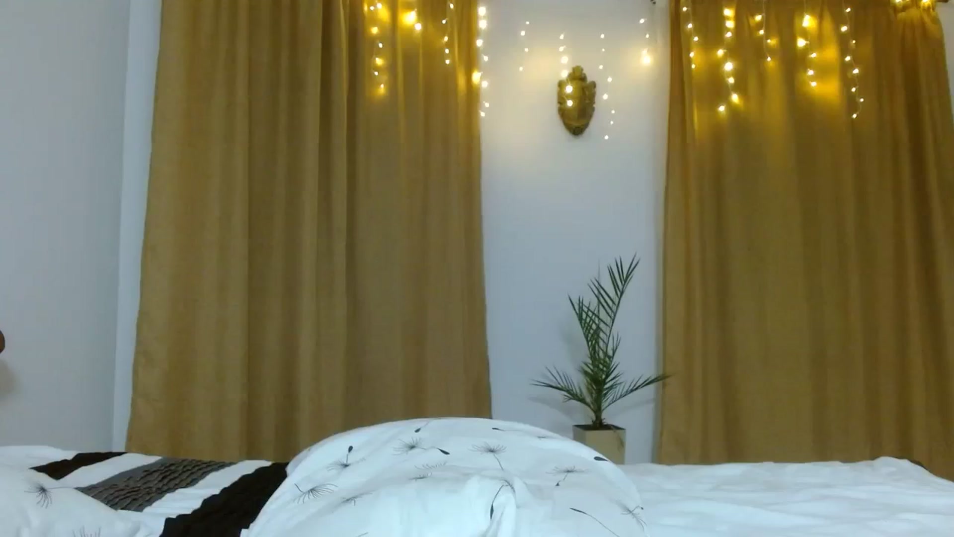 Gallery image thumbnail from NONAME_'s myfreecams stream on, 11/23/2023, 02:26 image 12 of 20