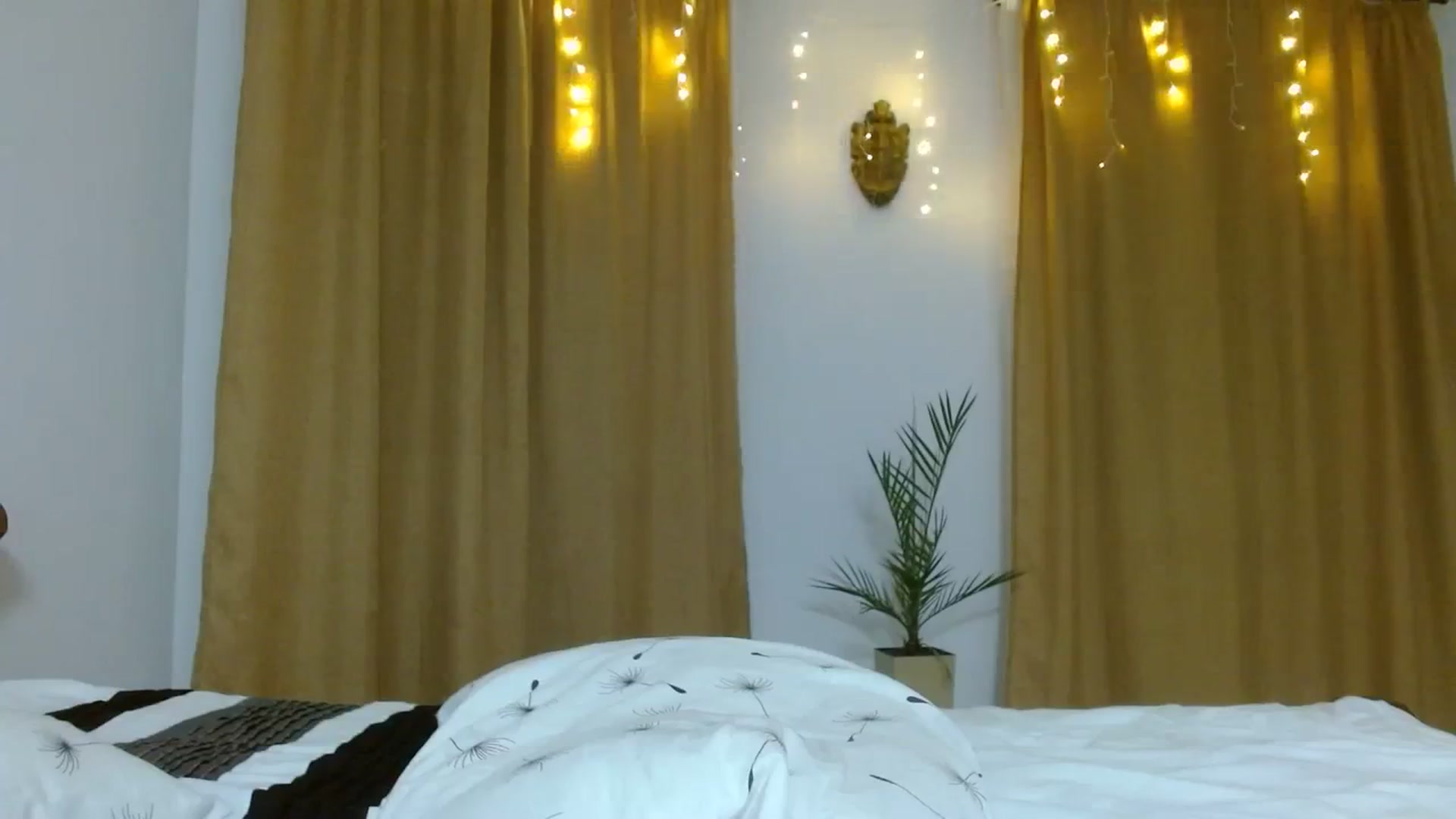 Gallery image thumbnail from NONAME_'s myfreecams stream on, 11/23/2023, 02:26 image 10 of 20
