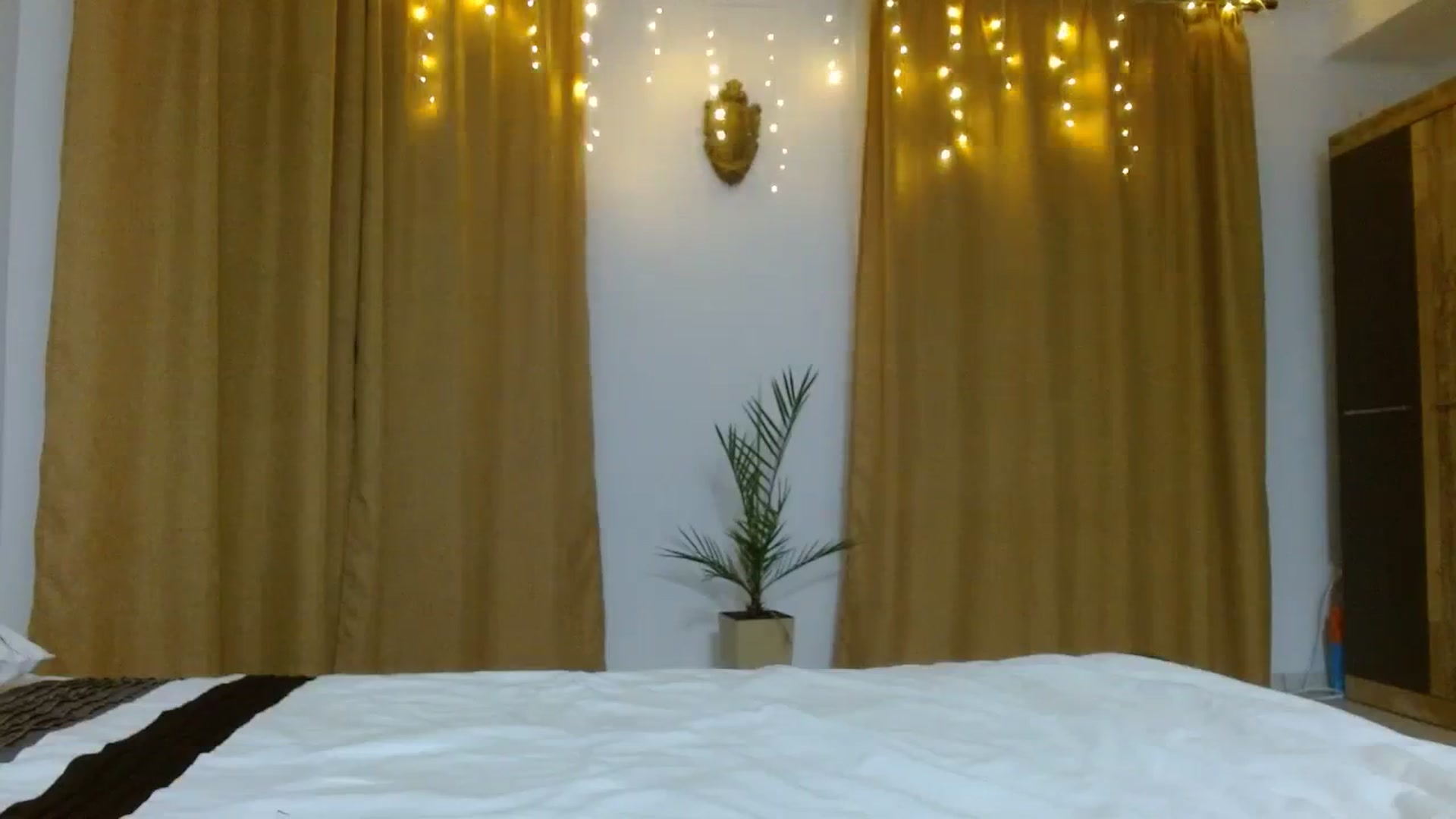 Gallery image thumbnail from NONAME_'s myfreecams stream on, 11/23/2023, 22:06 image 12 of 20