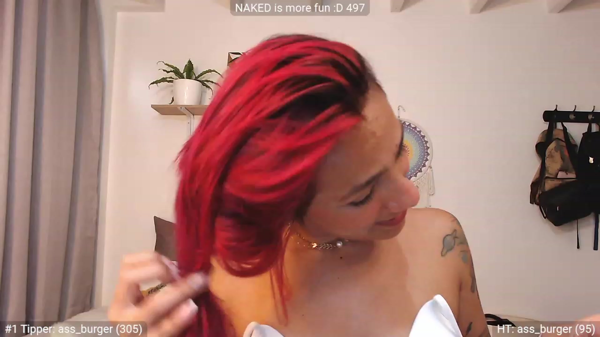 Gallery image thumbnail from N_i_k_k_y's myfreecams stream on, 12/18/2022, 23:07 image 5 of 20