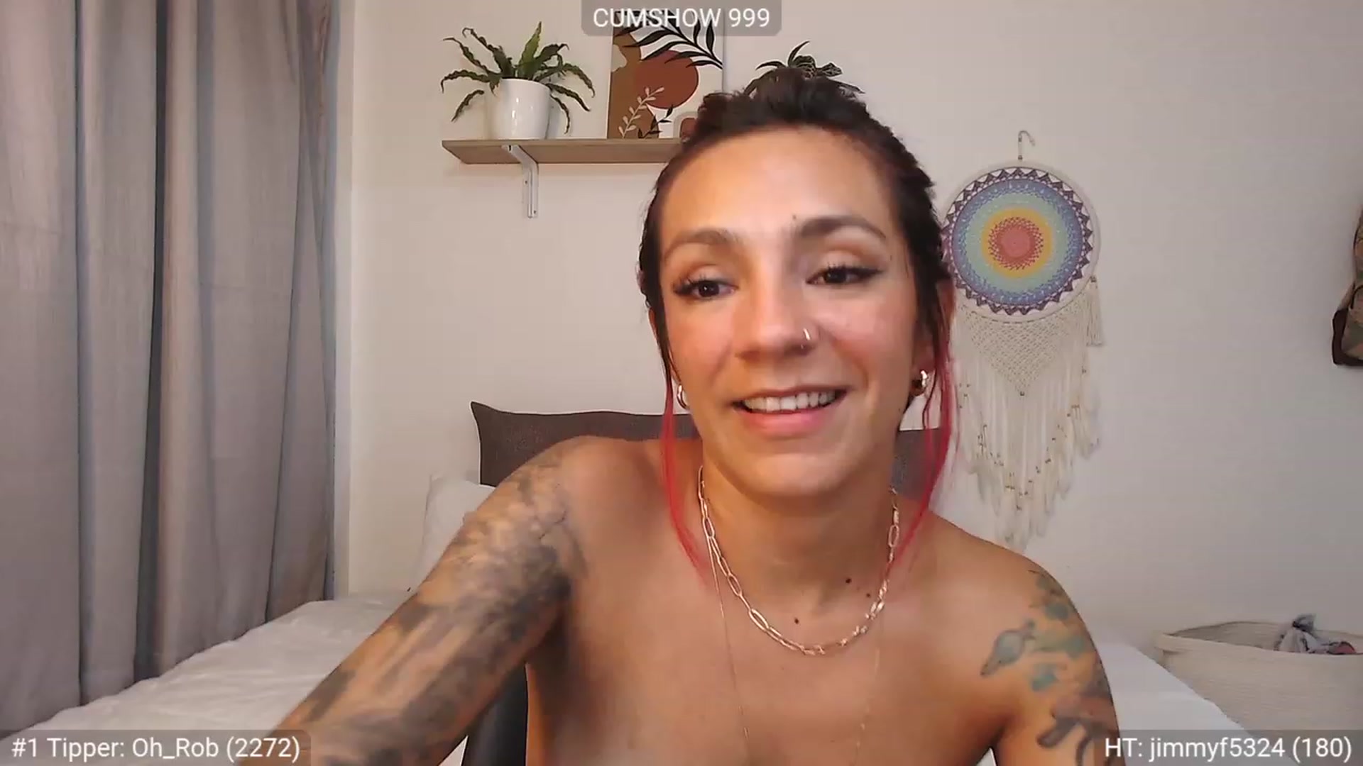 Gallery image thumbnail from N_i_k_k_y's myfreecams stream on, 12/24/2022, 23:59 image 17 of 20