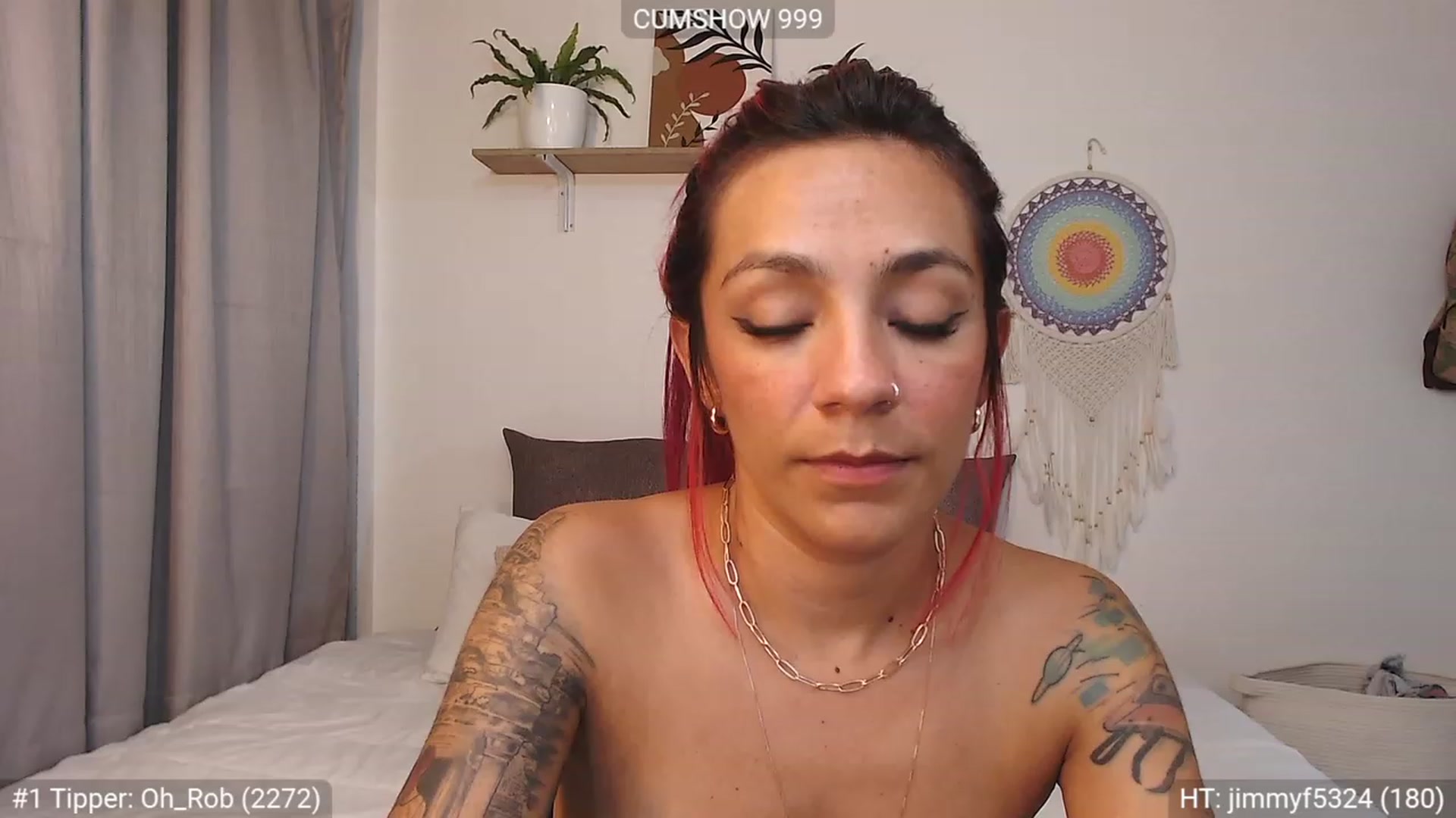 Gallery image thumbnail from N_i_k_k_y's myfreecams stream on, 12/24/2022, 23:59 image 16 of 20