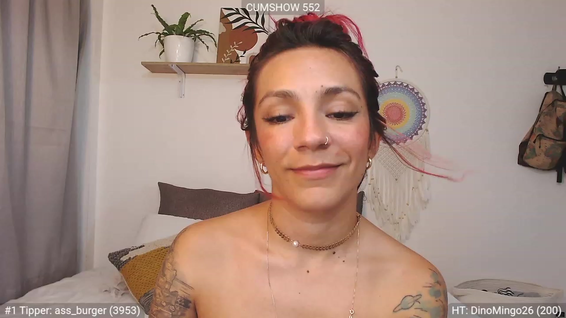 Gallery image thumbnail from N_i_k_k_y's myfreecams stream on, 12/31/2022, 23:22 image 15 of 20