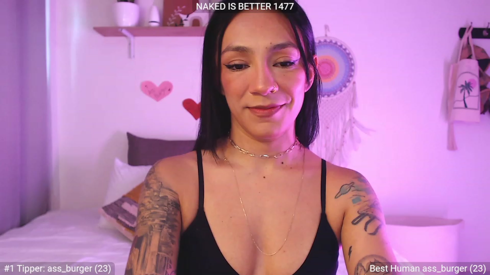 Gallery image thumbnail from N_i_k_k_y's myfreecams stream on, 04/08/2023, 16:31 image 7 of 20