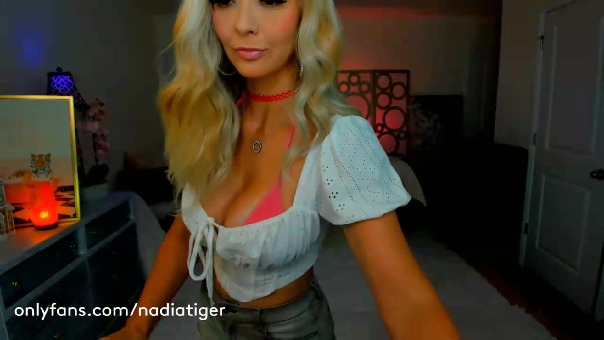 Gallery image thumbnail from NadiaTiger's myfreecams stream on, 05/29/2026, 18:14 image 5 of 20