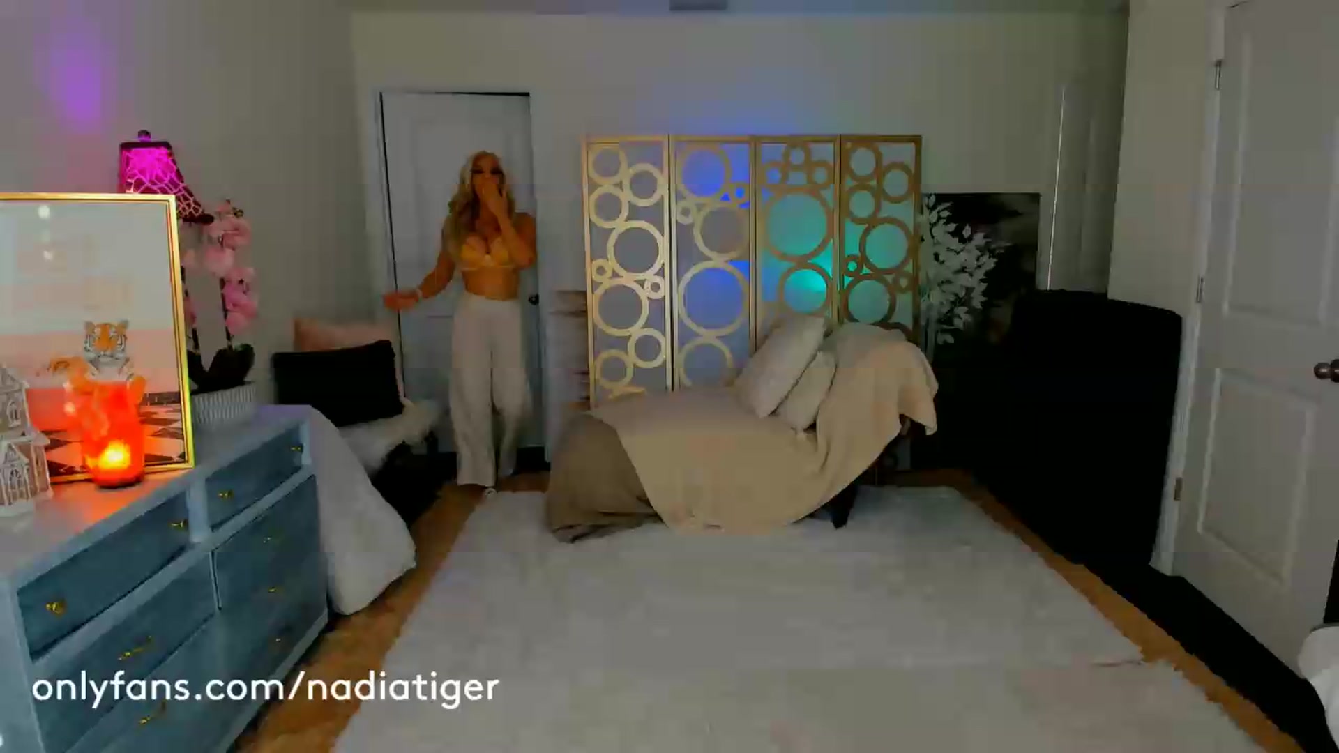 Gallery image thumbnail from NadiaTiger's myfreecams stream on, 06/06/2026, 24:01 image 1 of 20
