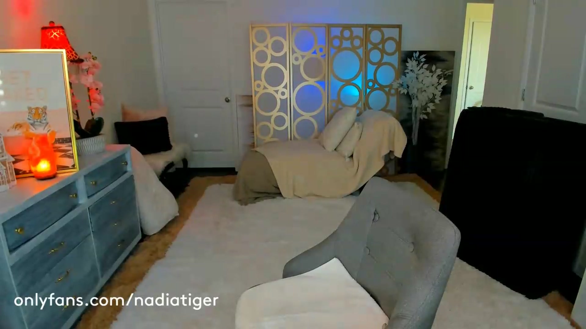 Gallery image thumbnail from NadiaTiger's myfreecams stream on, 06/13/2026, 24:03 image 6 of 20