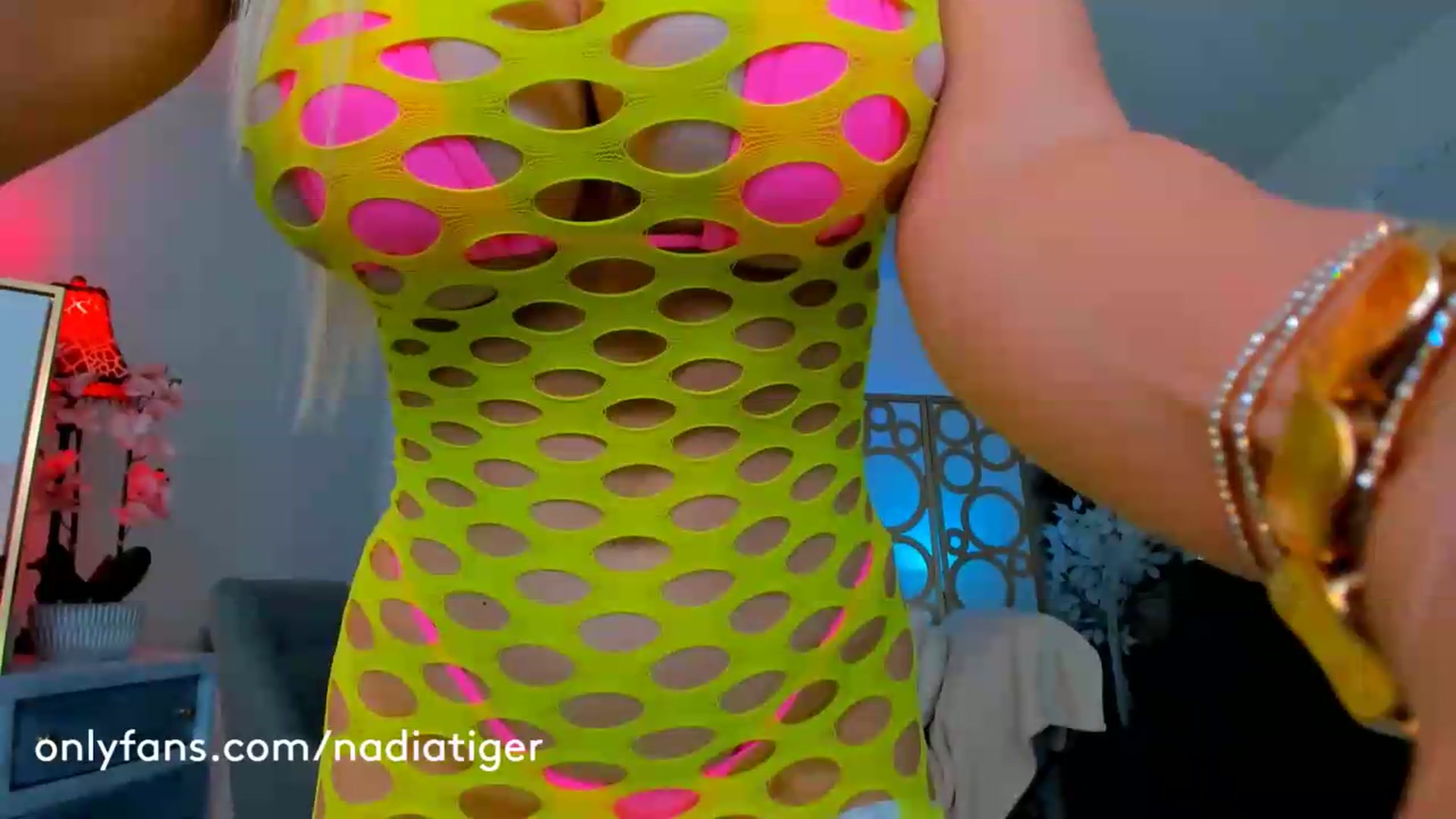 Gallery image thumbnail from NadiaTiger's myfreecams stream on, 06/20/2026, 24:21 image 8 of 20