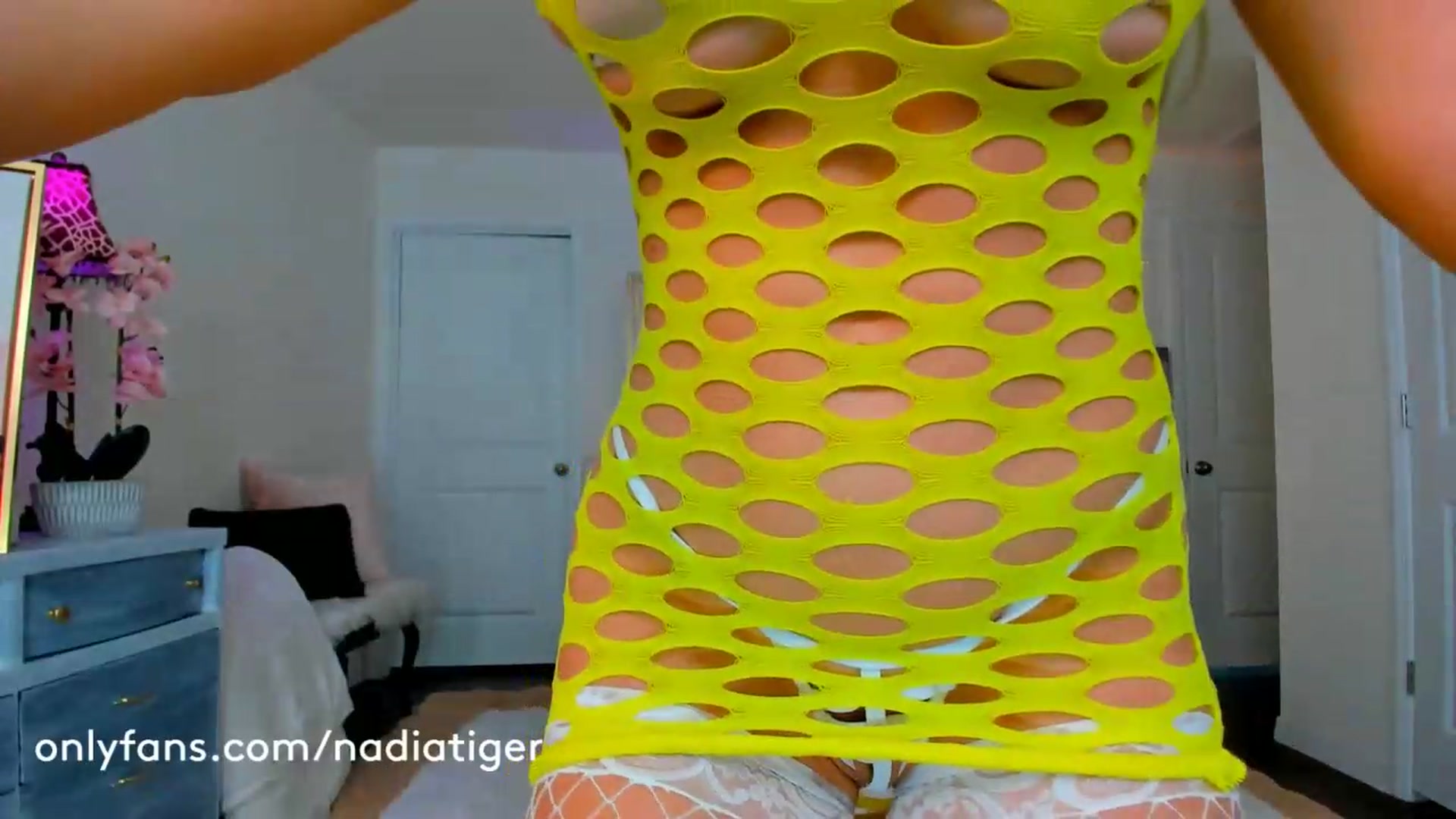Gallery image thumbnail from NadiaTiger's myfreecams stream on, 07/08/2026, 19:08 image 18 of 20