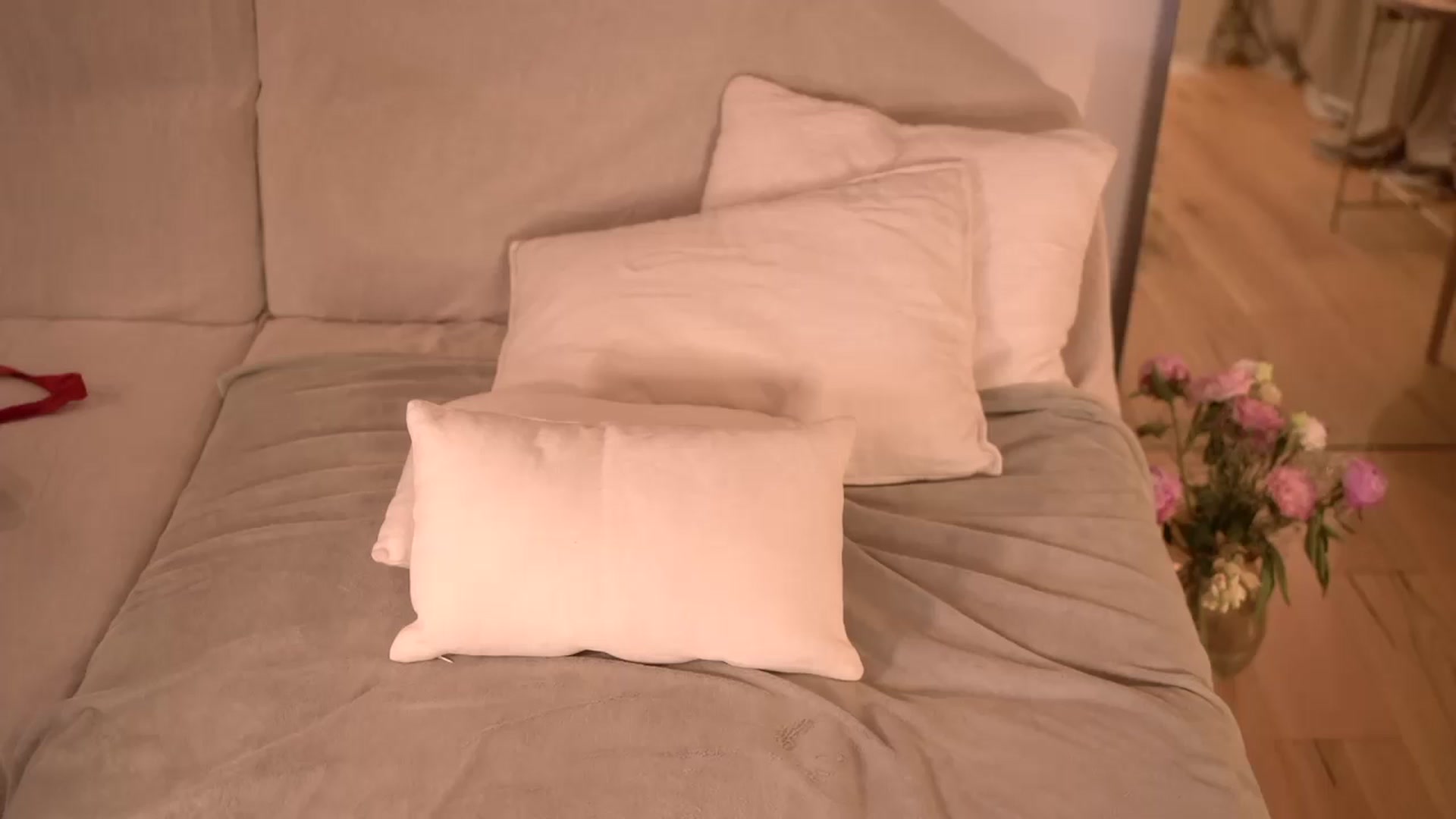 Gallery image thumbnail from Nadiabliss's myfreecams stream on, 07/17/2025, 21:54 image 3 of 20