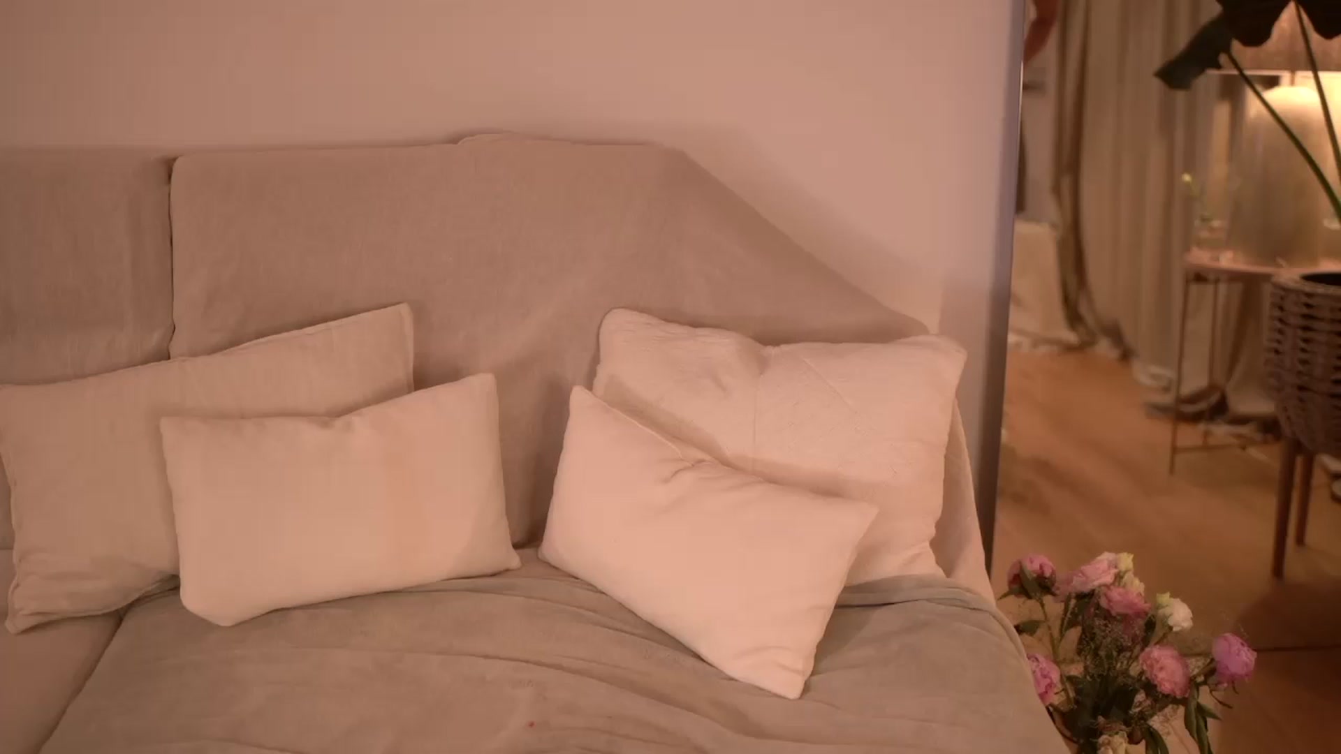 Gallery image thumbnail from Nadiabliss's myfreecams stream on, 07/17/2025, 21:54 image 19 of 20