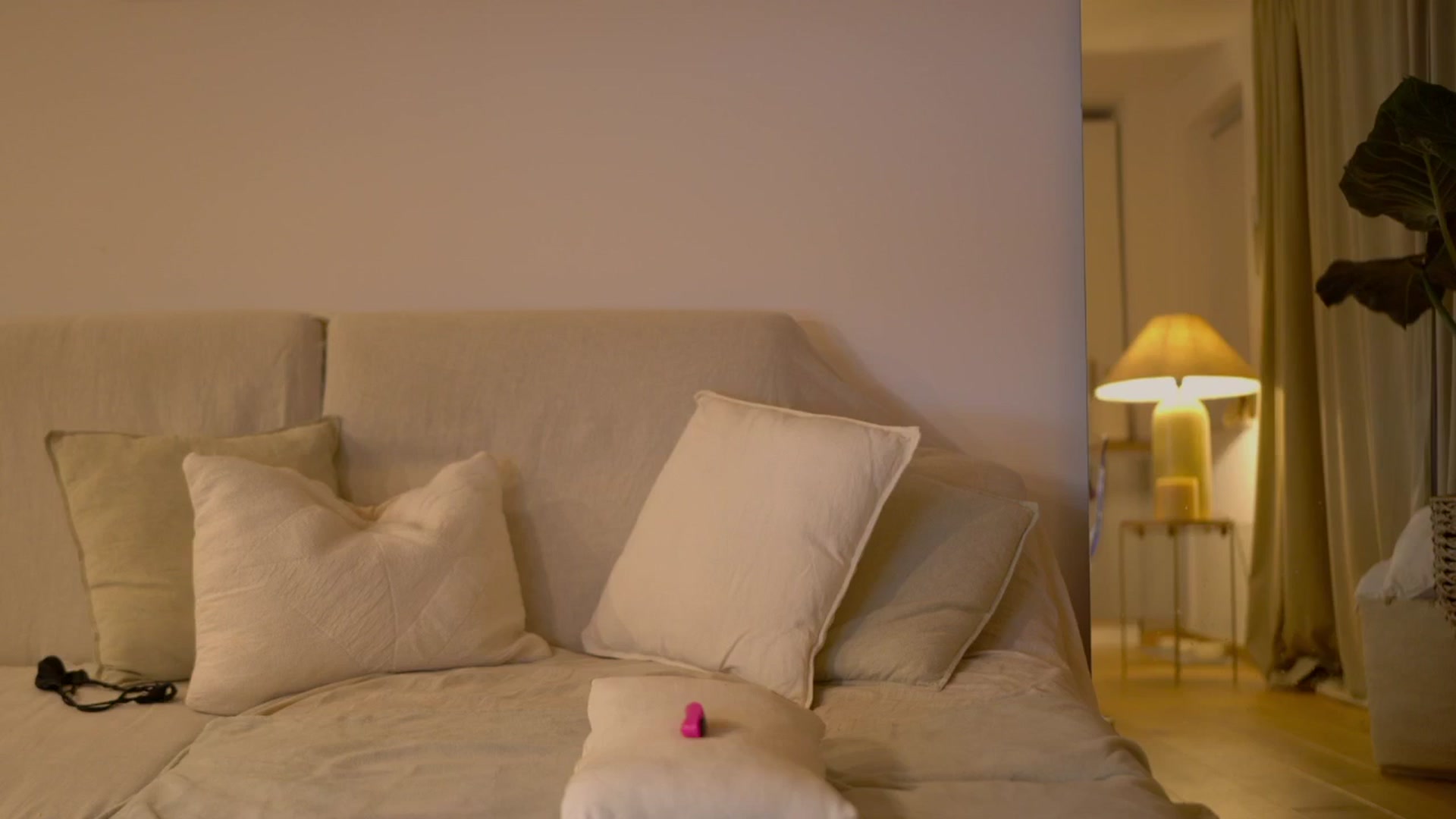 Gallery image thumbnail from Nadiabliss's myfreecams stream on, 08/15/2025, 24:00 image 3 of 20