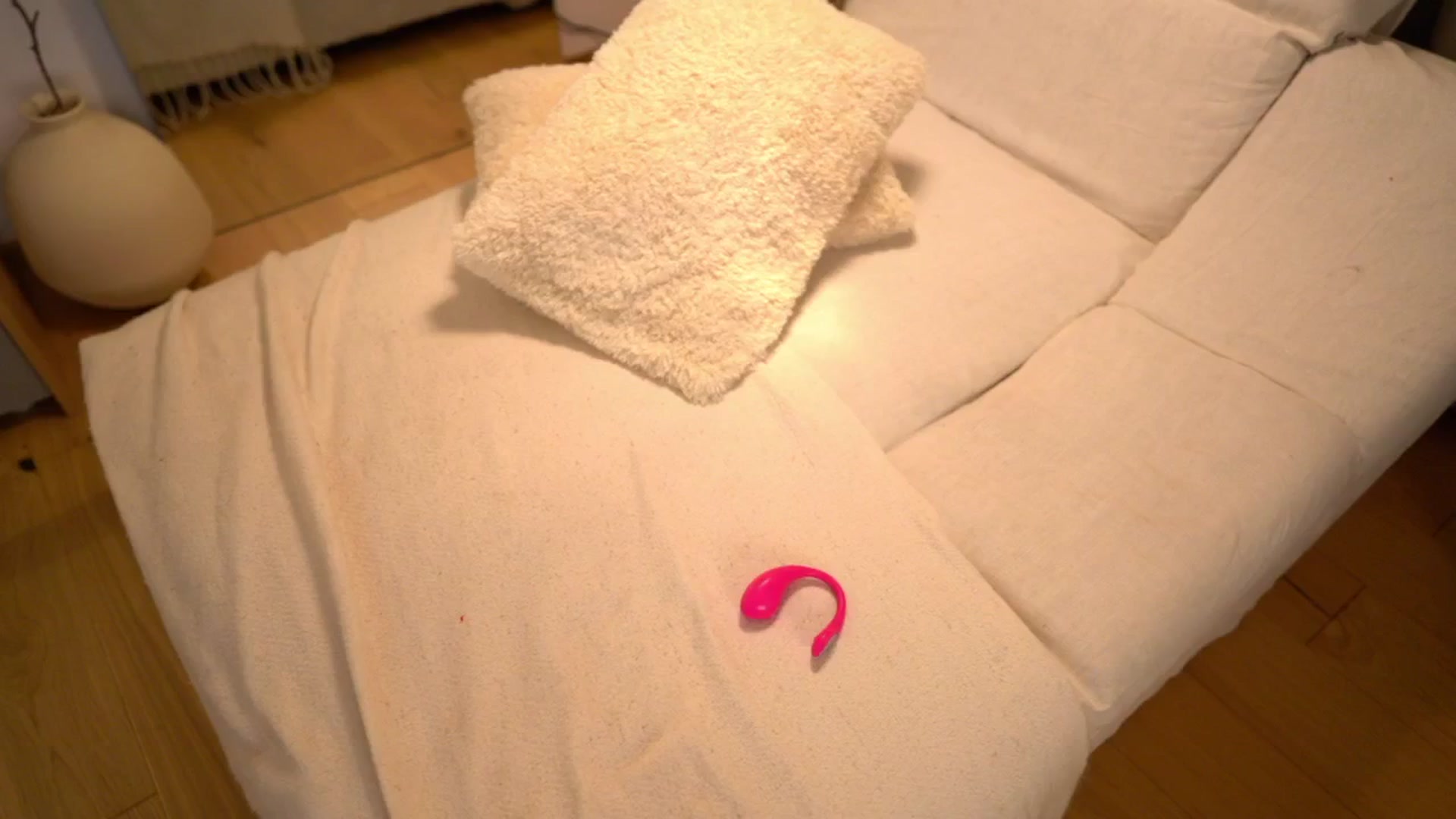 Gallery image thumbnail from Nadiabliss's myfreecams stream on, 12/05/2025, 01:13 image 2 of 20