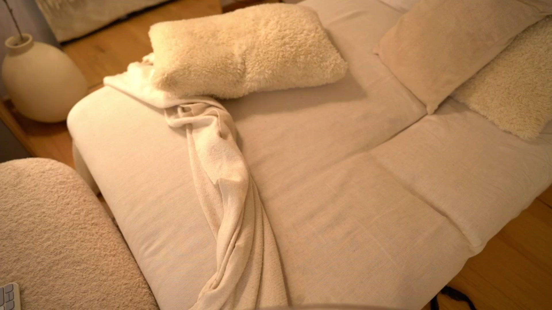 Gallery image thumbnail from Nadiabliss's myfreecams stream on, 12/31/2025, 01:13 image 1 of 20