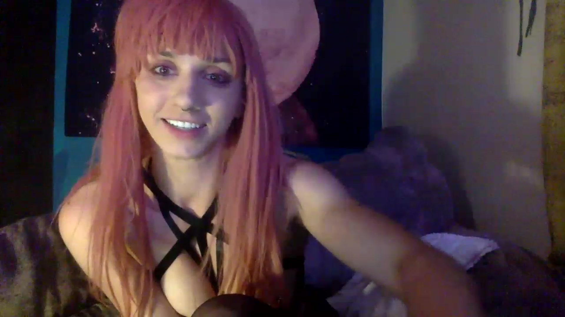 Gallery image thumbnail from NadjaBel7's myfreecams stream on, 11/29/2022, 10:50 image 14 of 20