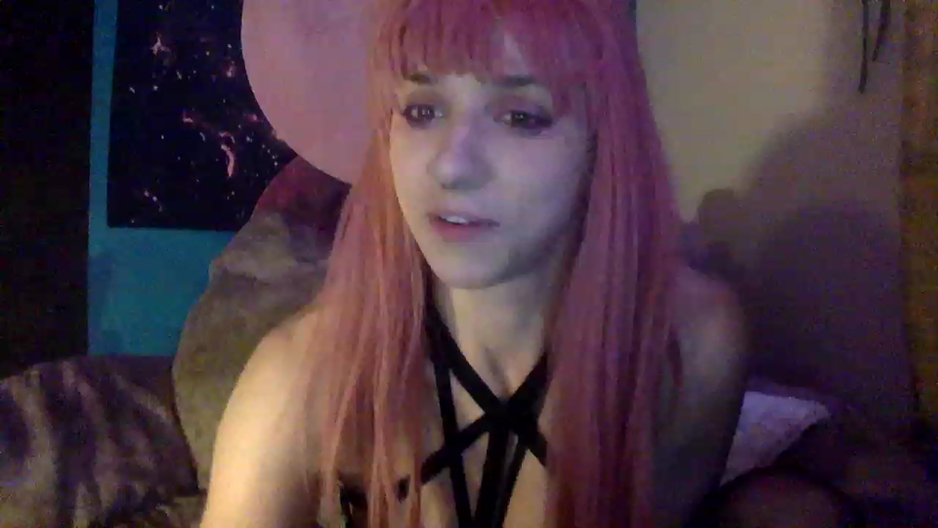 Gallery image thumbnail from NadjaBel7's myfreecams stream on, 11/29/2022, 10:50 image 13 of 20