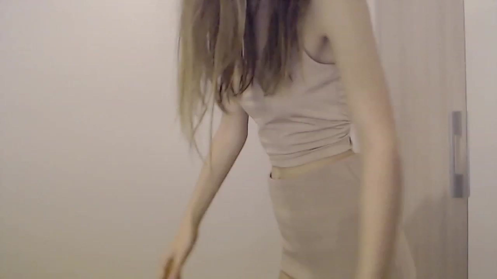Gallery image thumbnail from Nady_'s myfreecams stream on, 12/16/2022, 18:39 image 7 of 20