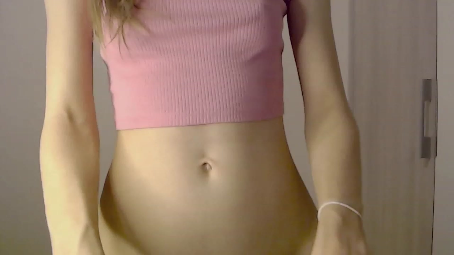 Gallery image thumbnail from Nady_'s myfreecams stream on, 03/06/2023, 19:53 image 2 of 20