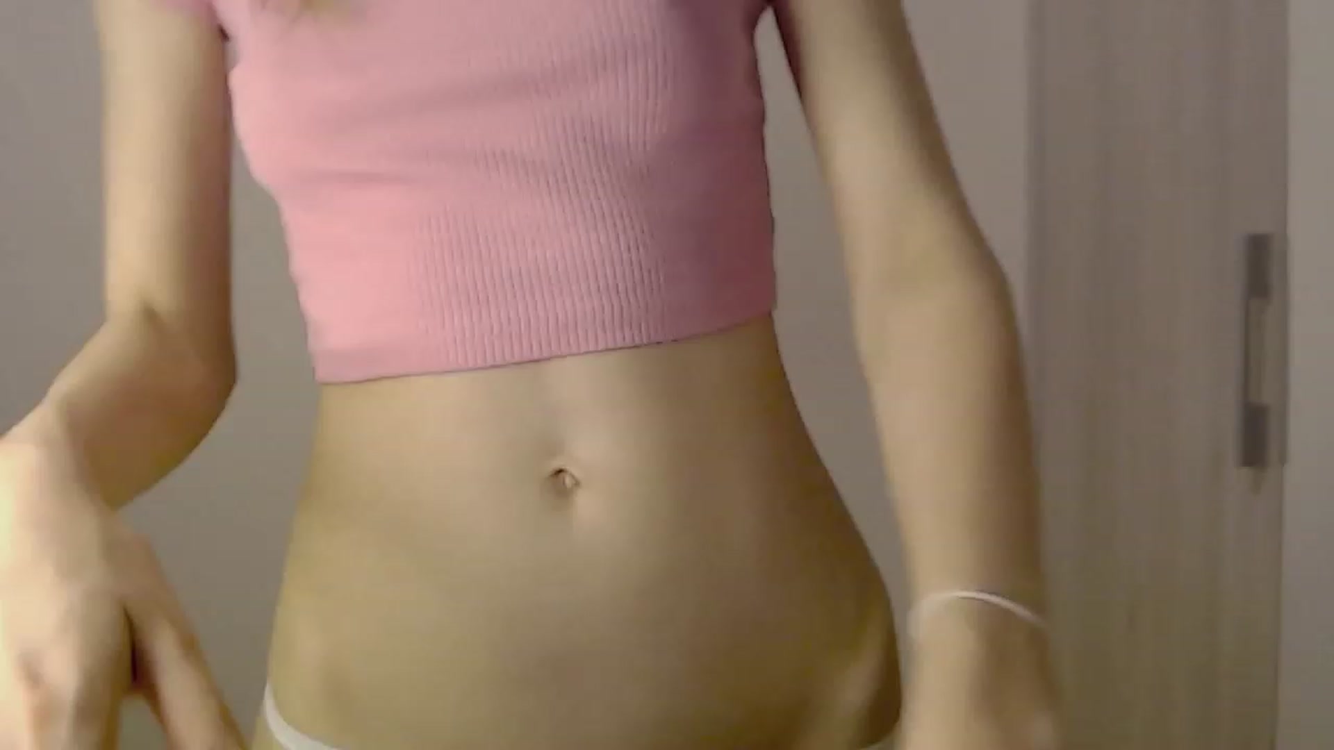 Gallery image thumbnail from Nady_'s myfreecams stream on, 03/06/2023, 19:53 image 15 of 20